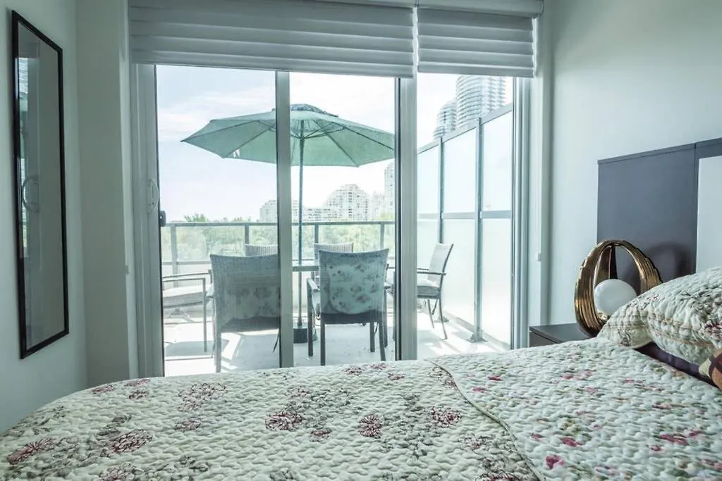 Apartment 1 Bedroom Plus Den Humber Bay Lakeshore Waterfront Toronto Condo Mimico