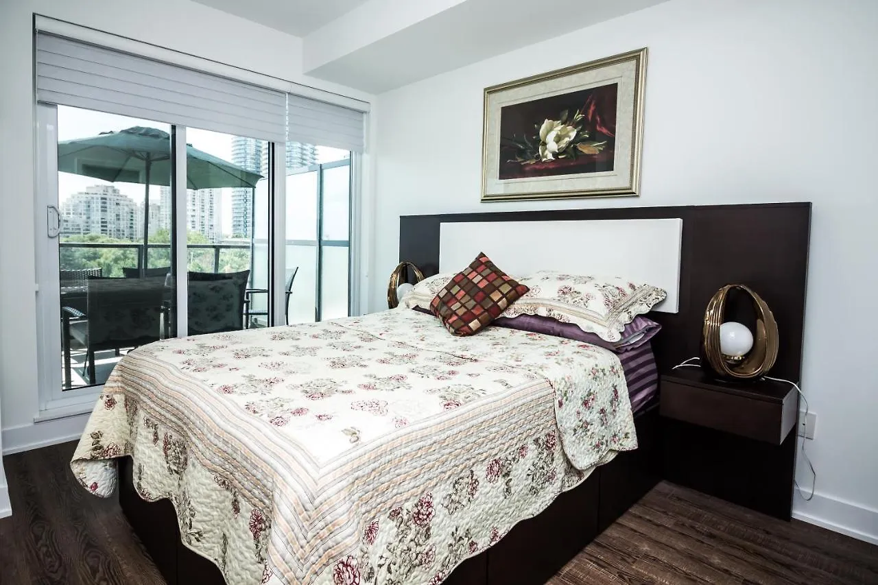 Apartament 1 Bedroom Plus Den Humber Bay Lakeshore Waterfront Toronto Condo Mimico